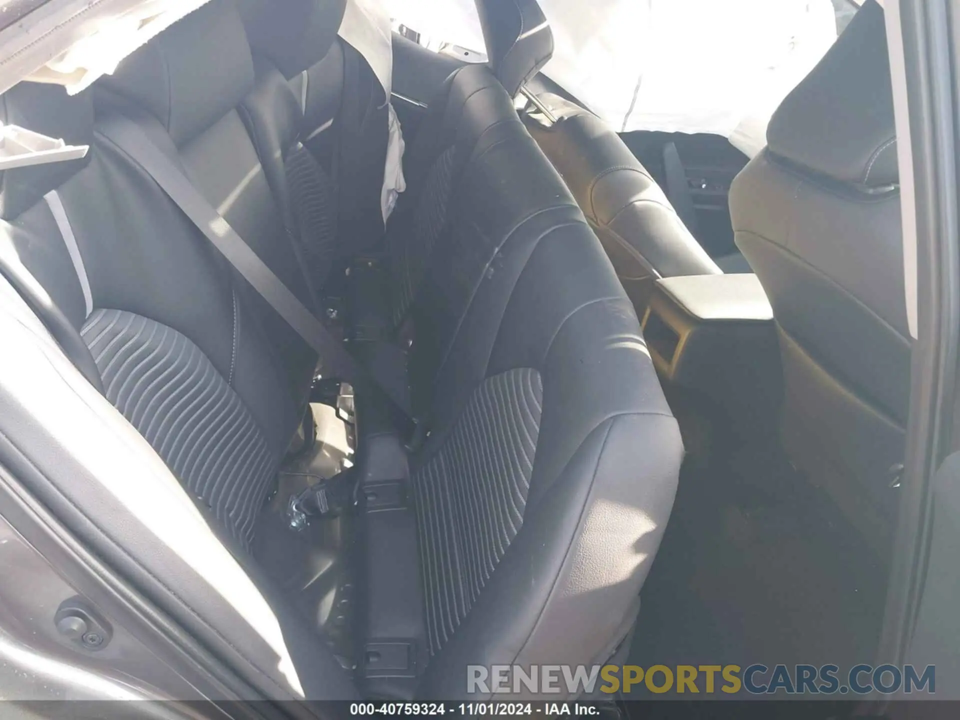 8 fotografías del automóvil dañado 4T1J31AK3LU523085 TOYOTA CAMRY 2020