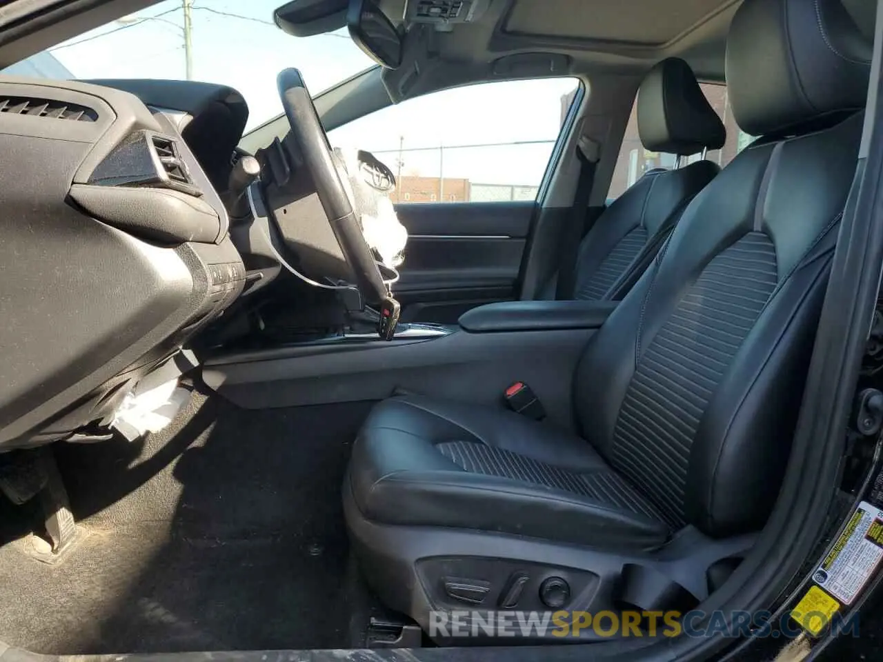 7 fotografías del automóvil dañado 4T1J31AK4LU524696 TOYOTA CAMRY 2020