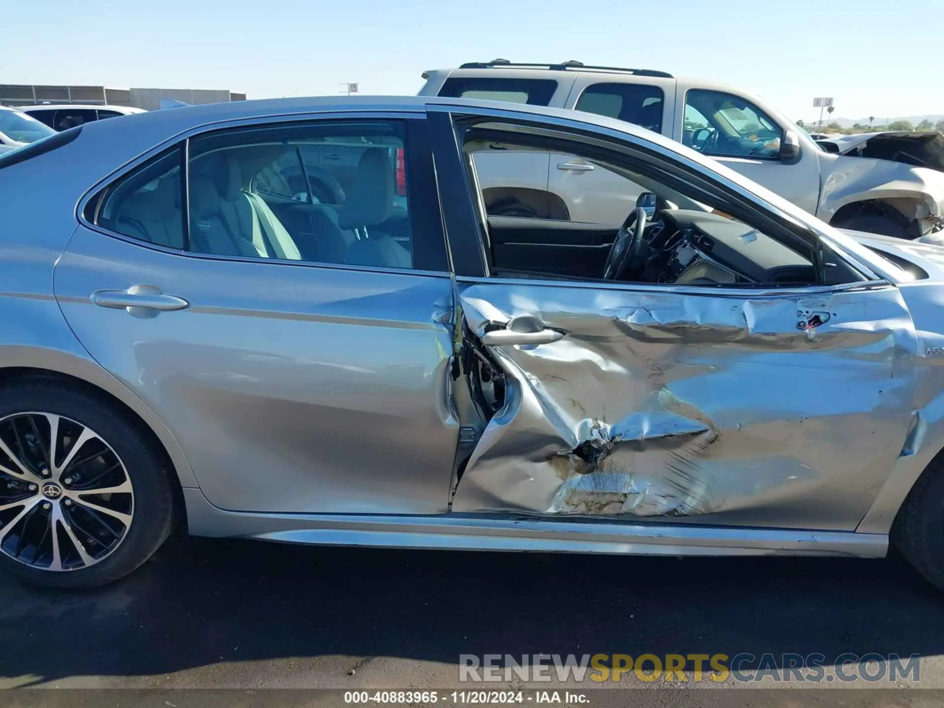 12 fotografías del automóvil dañado 4T1J31AK4LU544835 TOYOTA CAMRY 2020