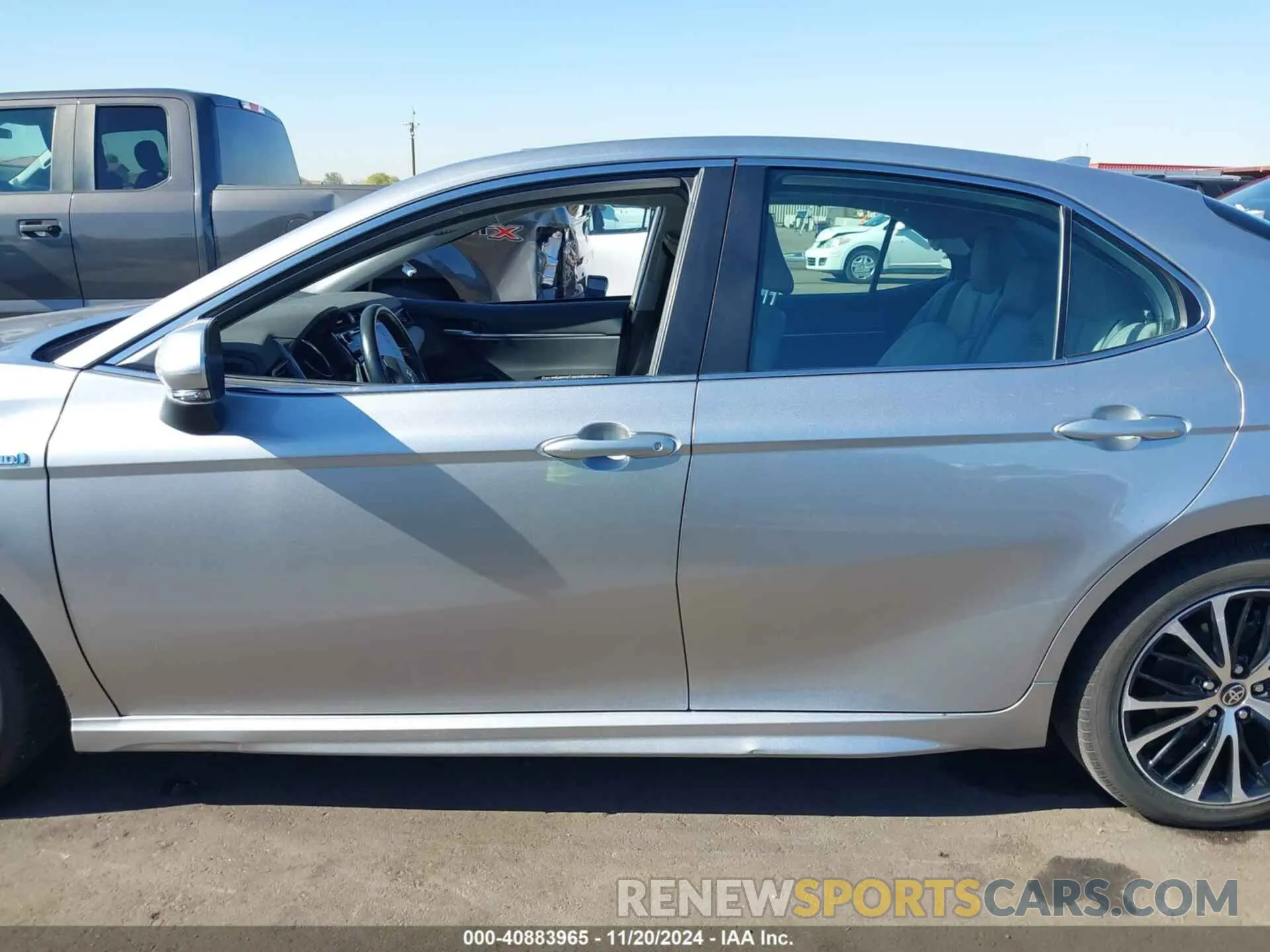 13 fotografías del automóvil dañado 4T1J31AK4LU544835 TOYOTA CAMRY 2020