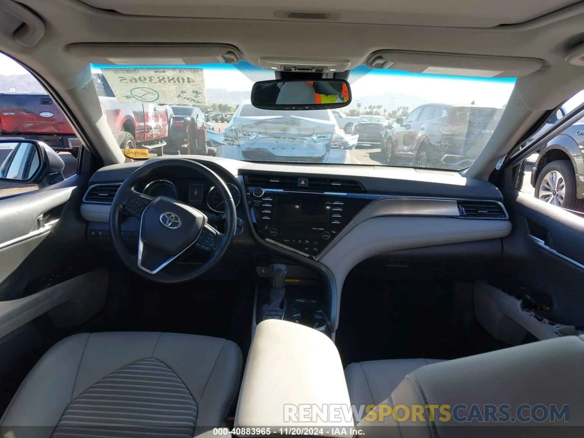 5 fotografías del automóvil dañado 4T1J31AK4LU544835 TOYOTA CAMRY 2020