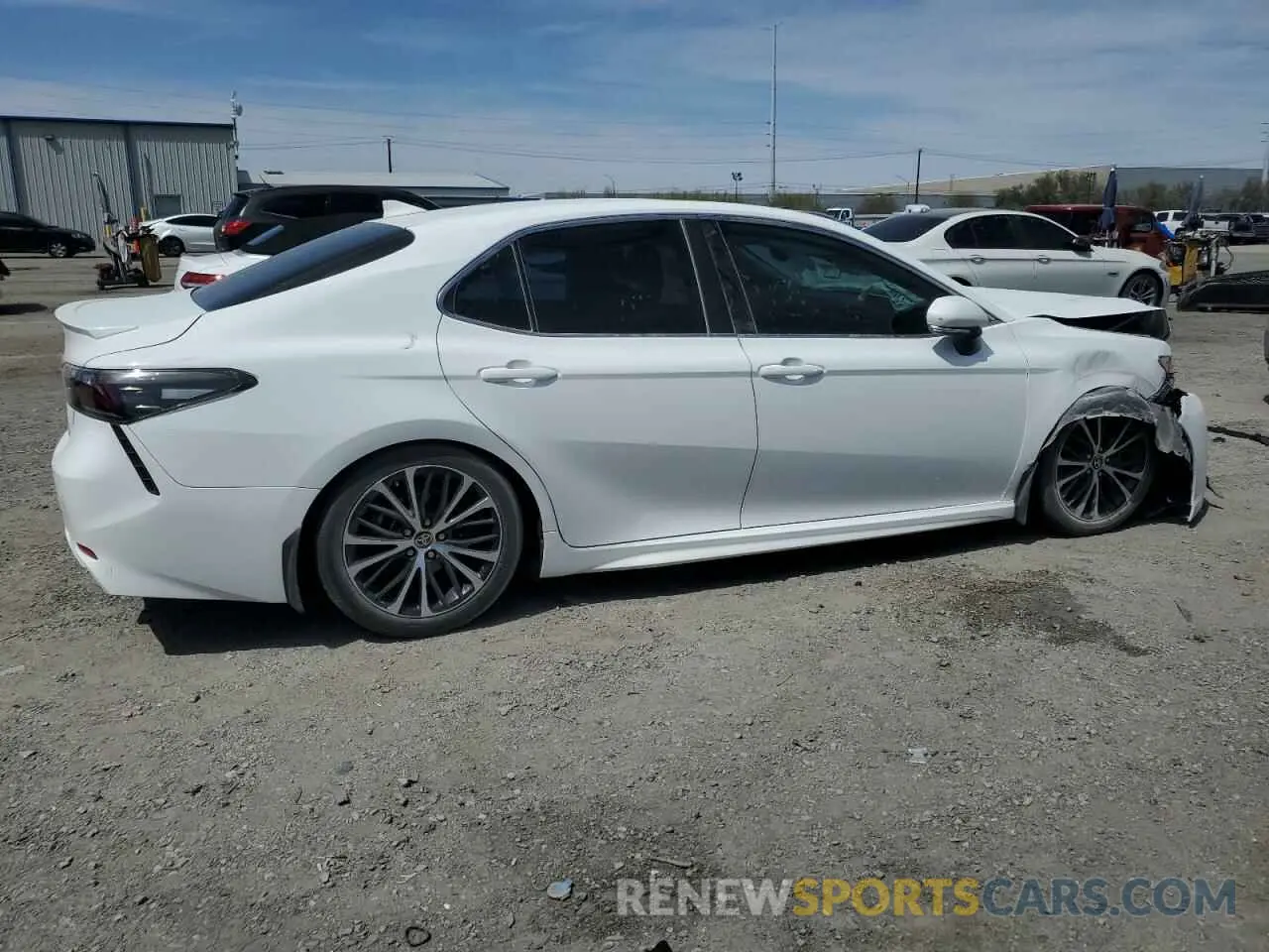 3 fotografías del automóvil dañado 4T1J31AK7LU543307 TOYOTA CAMRY 2020
