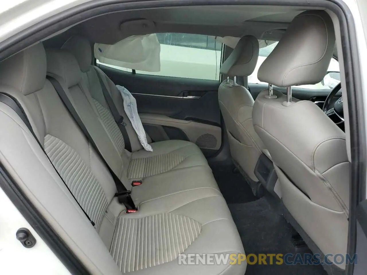 10 fotografías del automóvil dañado 4T1J31AK8LU014223 TOYOTA CAMRY 2020