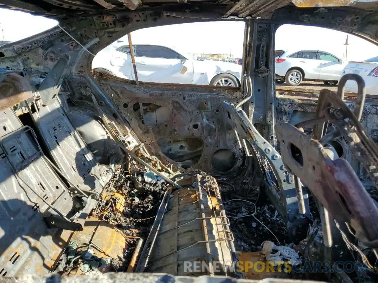 6 fotografías del automóvil dañado 4T1J31AK8LU527990 TOYOTA CAMRY 2020