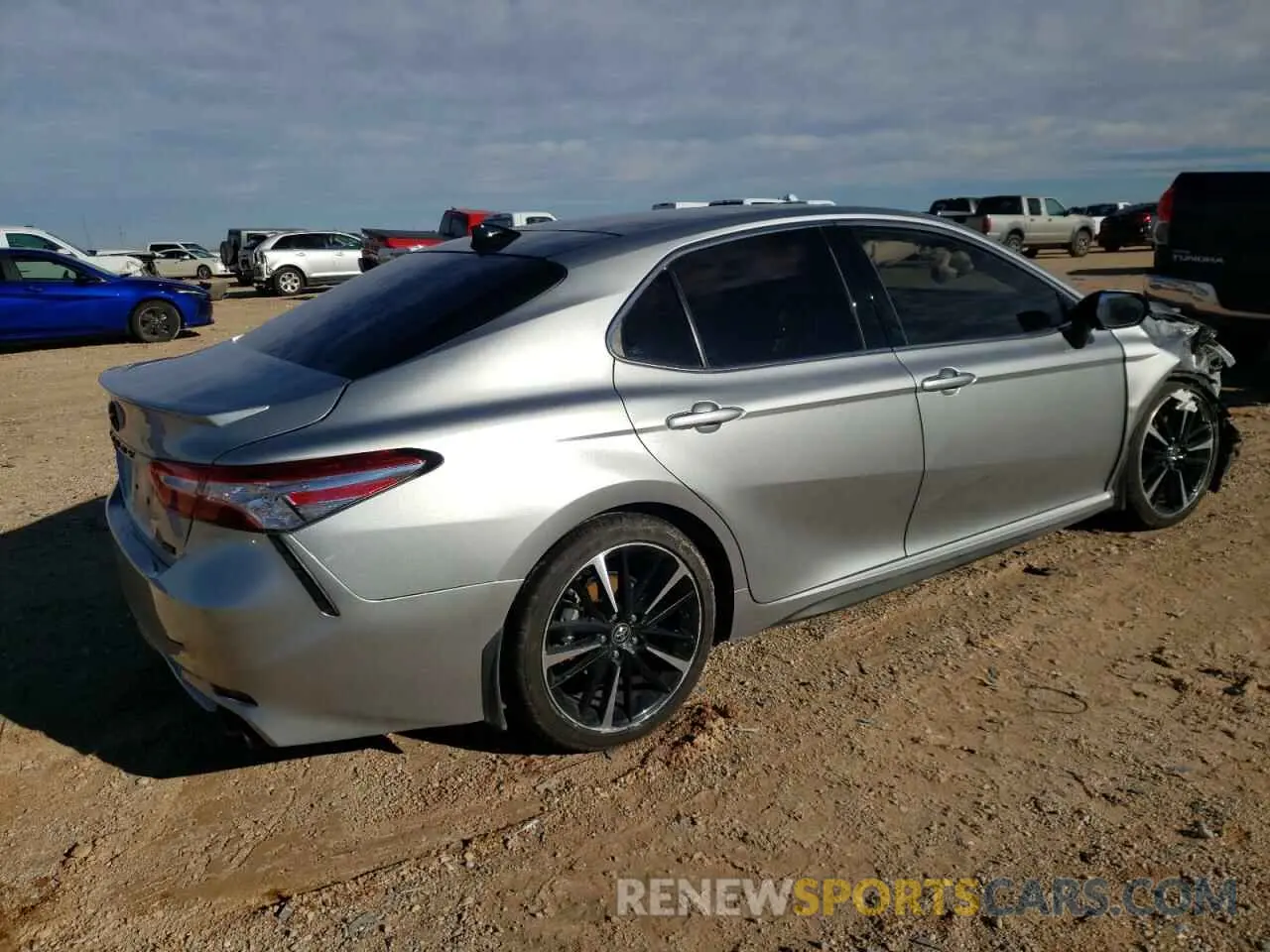 3 fotografías del automóvil dañado 4T1K61AK0LU924444 TOYOTA CAMRY 2020