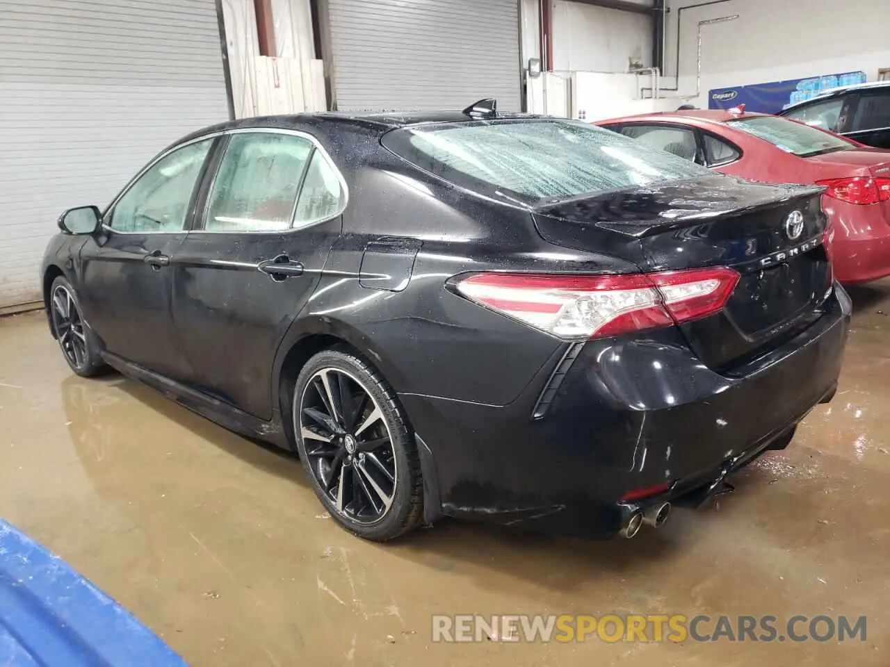 2 fotografías del automóvil dañado 4T1K61AK1LU320546 TOYOTA CAMRY 2020
