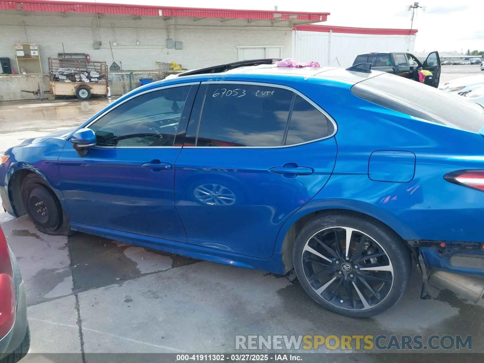 15 fotografías del automóvil dañado 4T1K61AK1LU322328 TOYOTA CAMRY 2020