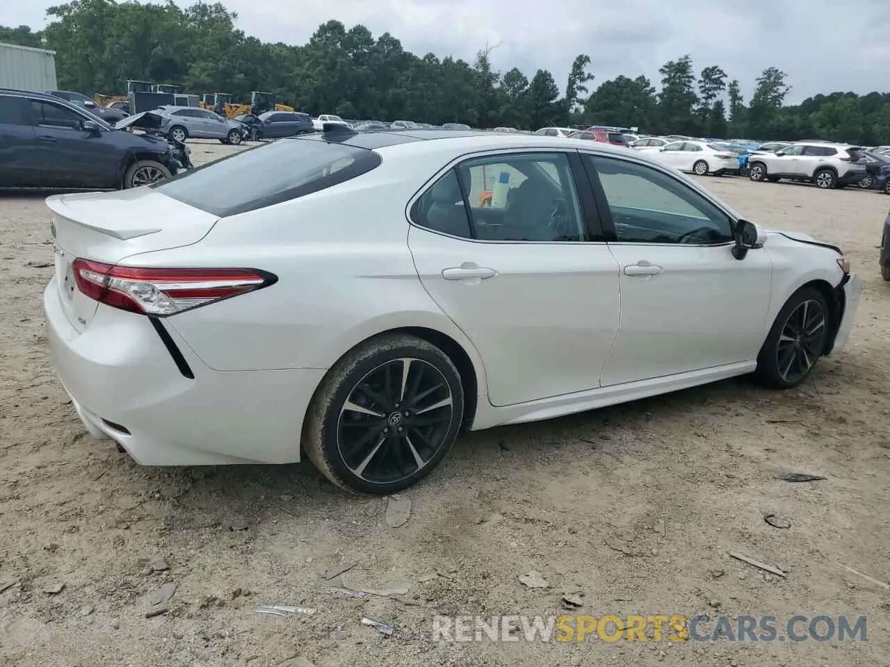 3 fotografías del automóvil dañado 4T1K61AK1LU386286 TOYOTA CAMRY 2020