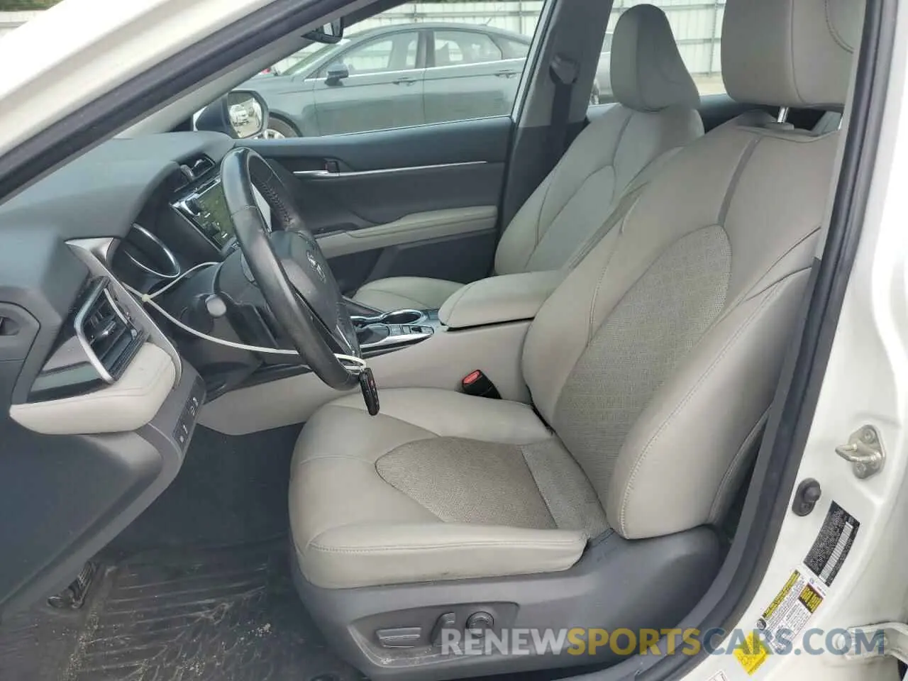7 fotografías del automóvil dañado 4T1K61AK1LU386286 TOYOTA CAMRY 2020