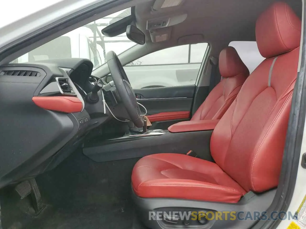 7 fotografías del automóvil dañado 4T1K61AK1LU390256 TOYOTA CAMRY 2020
