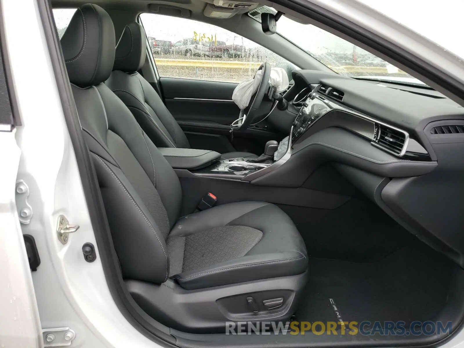 5 fotografías del automóvil dañado 4T1K61AK1LU862987 TOYOTA CAMRY 2020
