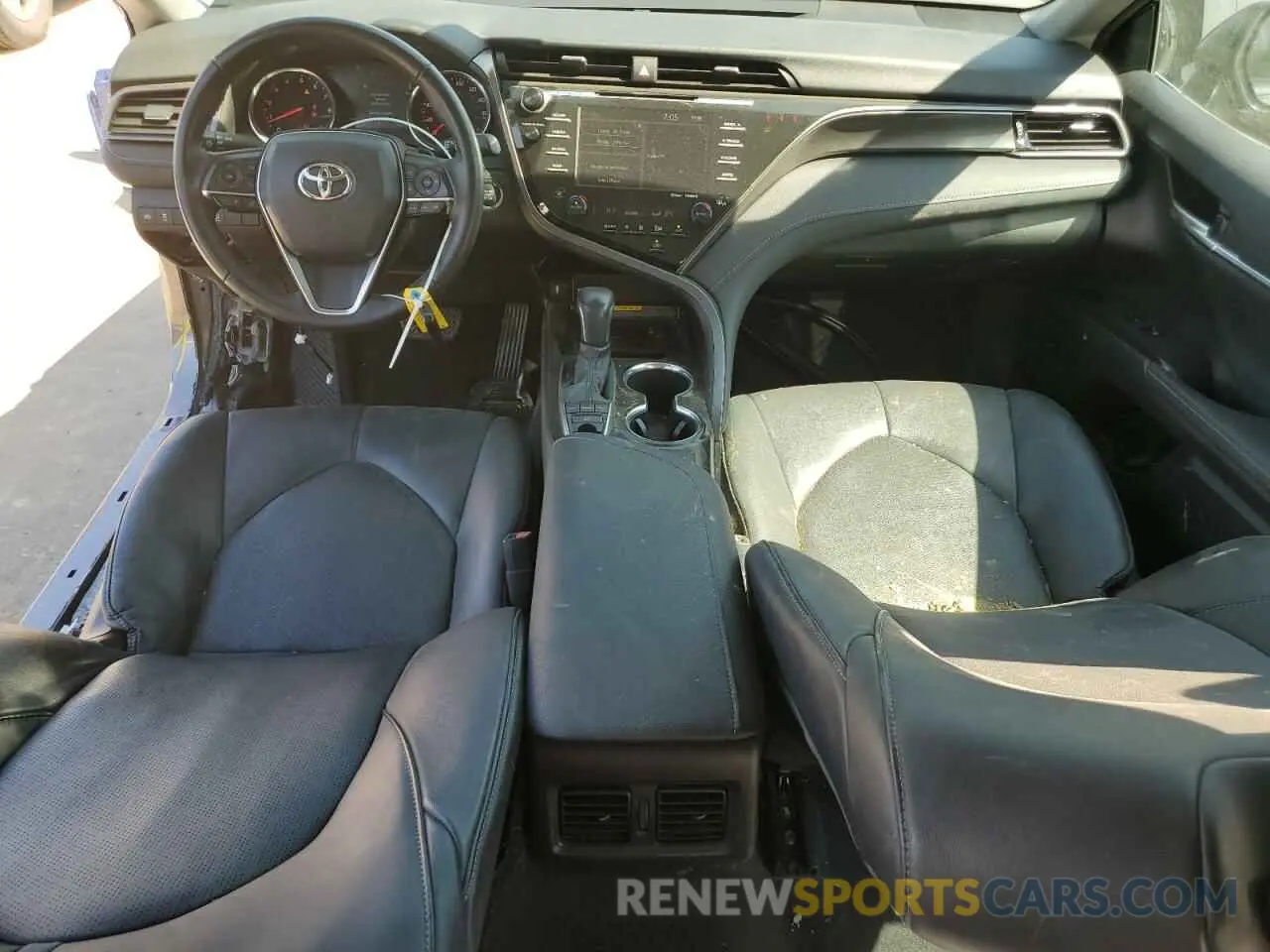 8 fotografías del automóvil dañado 4T1K61AK1LU872225 TOYOTA CAMRY 2020