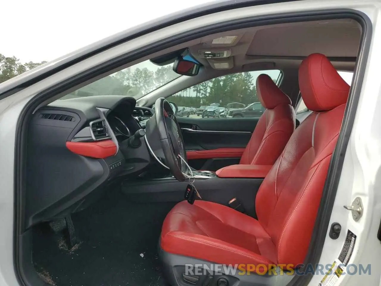7 fotografías del automóvil dañado 4T1K61AK2LU302878 TOYOTA CAMRY 2020