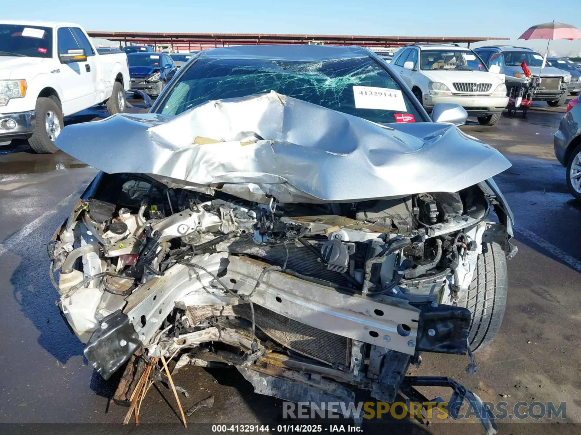 6 fotografías del automóvil dañado 4T1K61AK2LU325609 TOYOTA CAMRY 2020