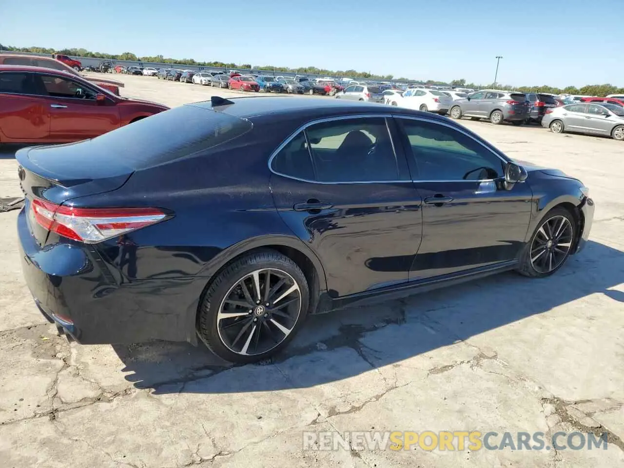 3 fotografías del automóvil dañado 4T1K61AK2LU500635 TOYOTA CAMRY 2020
