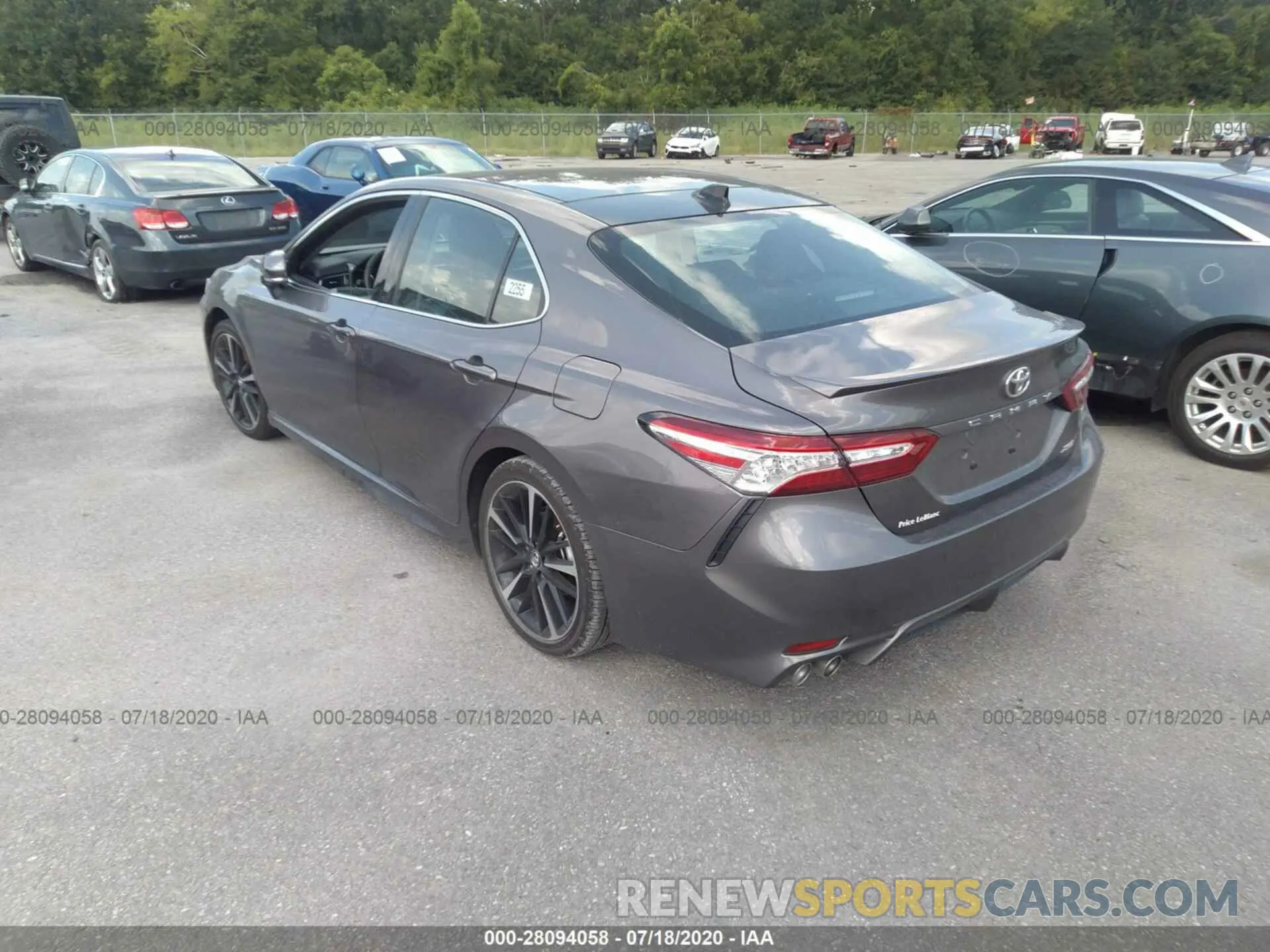 3 fotografías del automóvil dañado 4T1K61AK2LU896422 TOYOTA CAMRY 2020