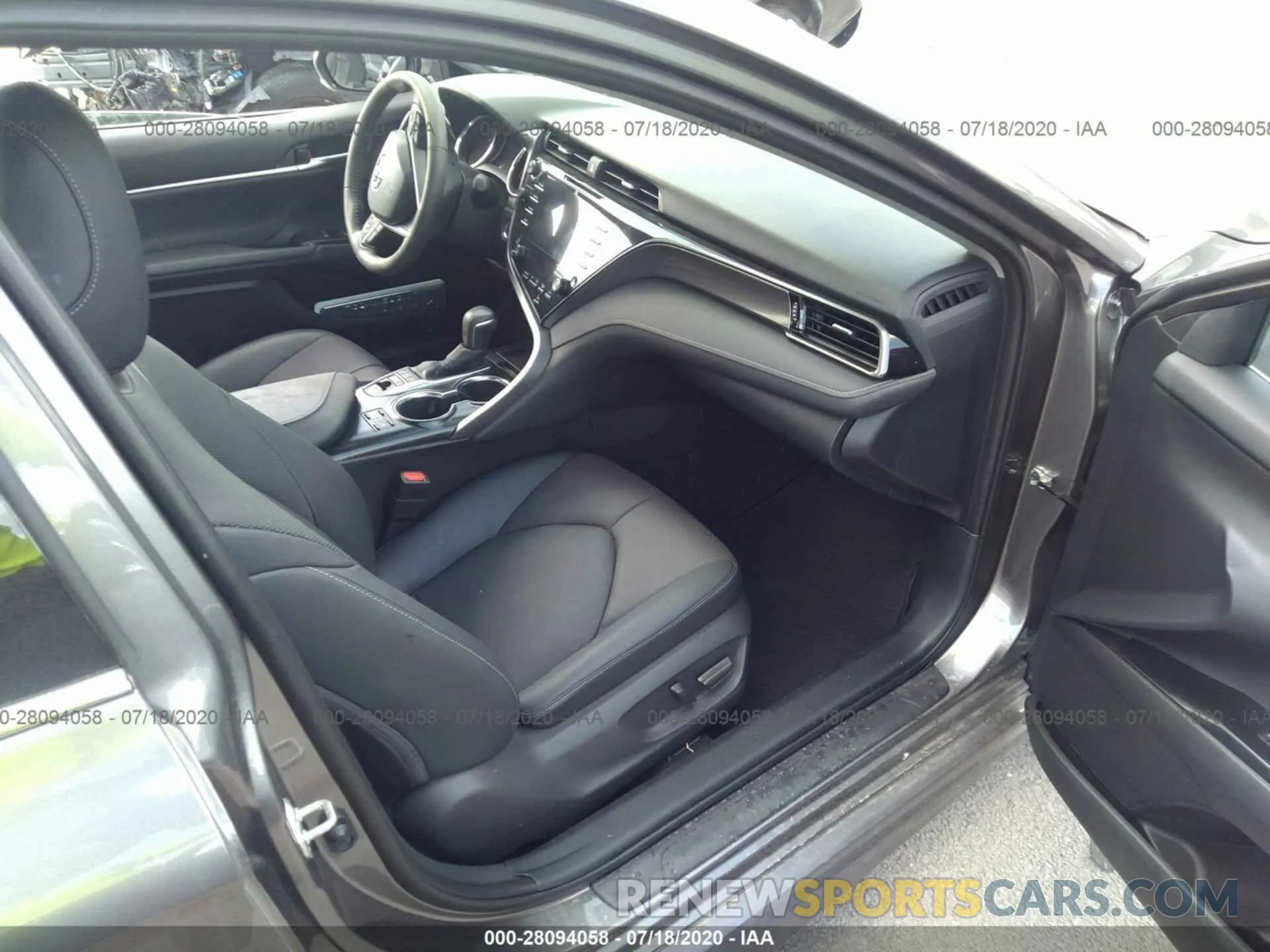 5 fotografías del automóvil dañado 4T1K61AK2LU896422 TOYOTA CAMRY 2020