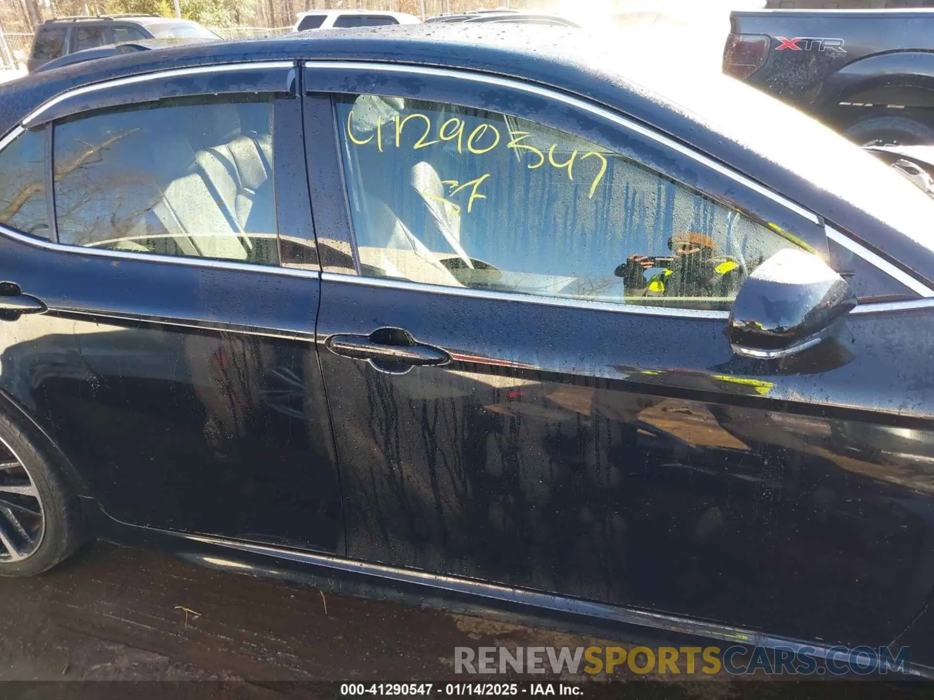 14 fotografías del automóvil dañado 4T1K61AK2LU925434 TOYOTA CAMRY 2020