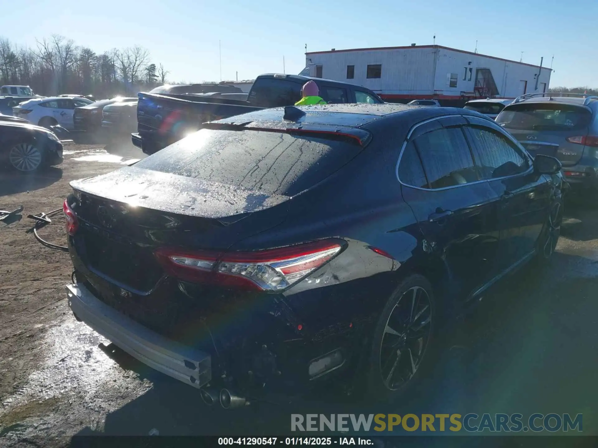 4 fotografías del automóvil dañado 4T1K61AK2LU925434 TOYOTA CAMRY 2020