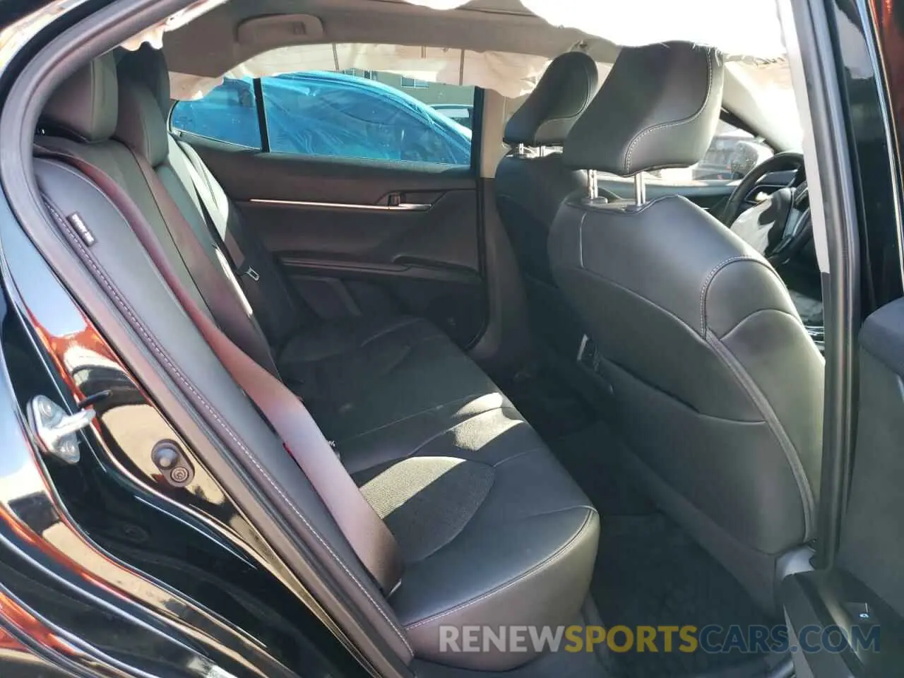 6 fotografías del automóvil dañado 4T1K61AK2LU986105 TOYOTA CAMRY 2020