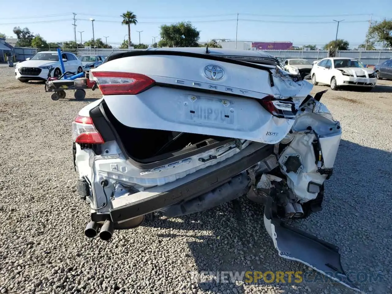 6 fotografías del automóvil dañado 4T1K61AK3LU302629 TOYOTA CAMRY 2020