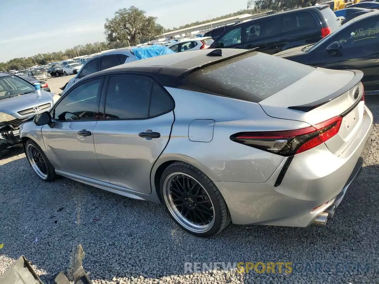 2 fotografías del automóvil dañado 4T1K61AK3LU362975 TOYOTA CAMRY 2020