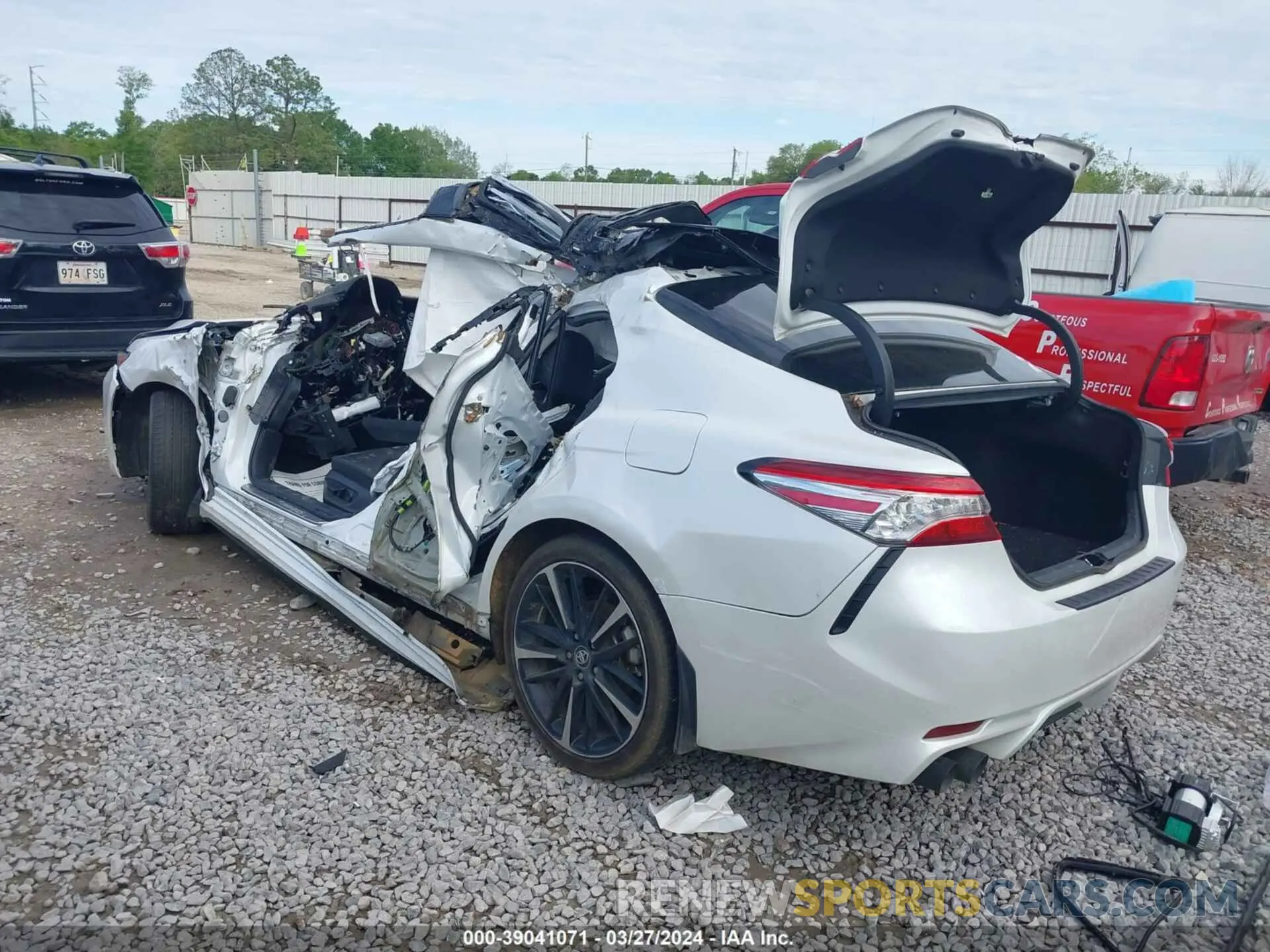 3 fotografías del automóvil dañado 4T1K61AK3LU872064 TOYOTA CAMRY 2020