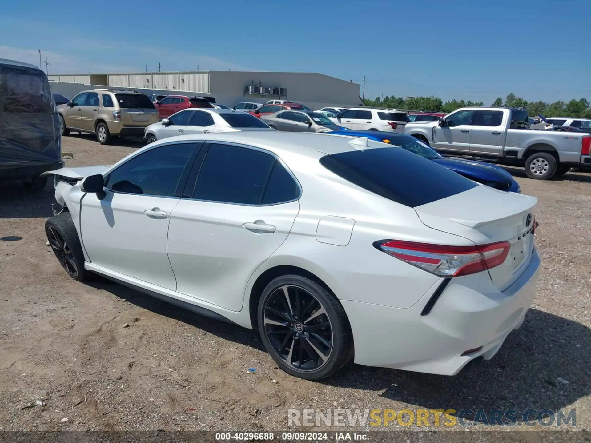 3 fotografías del automóvil dañado 4T1K61AK3LU950245 TOYOTA CAMRY 2020