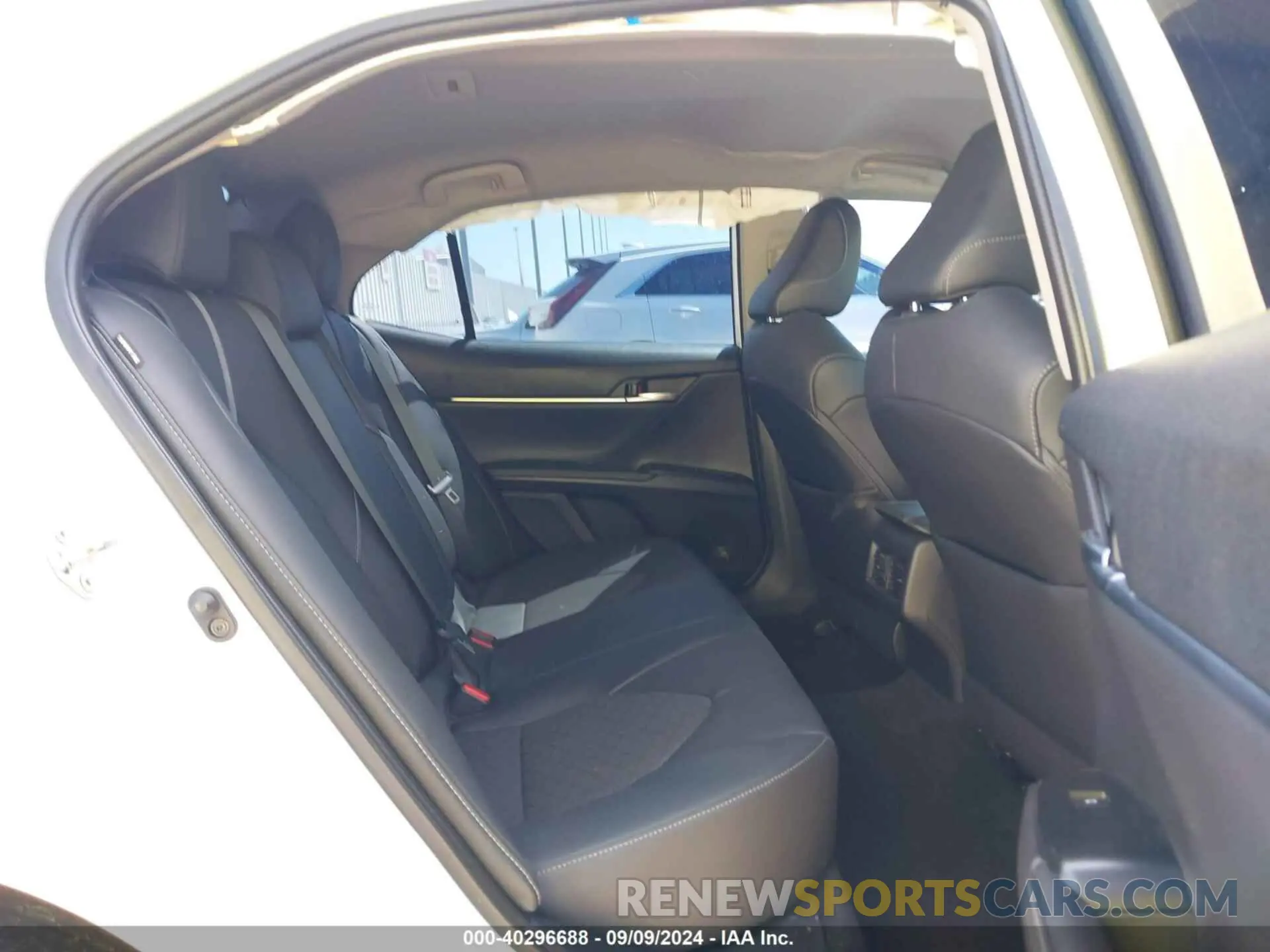 8 fotografías del automóvil dañado 4T1K61AK3LU950245 TOYOTA CAMRY 2020