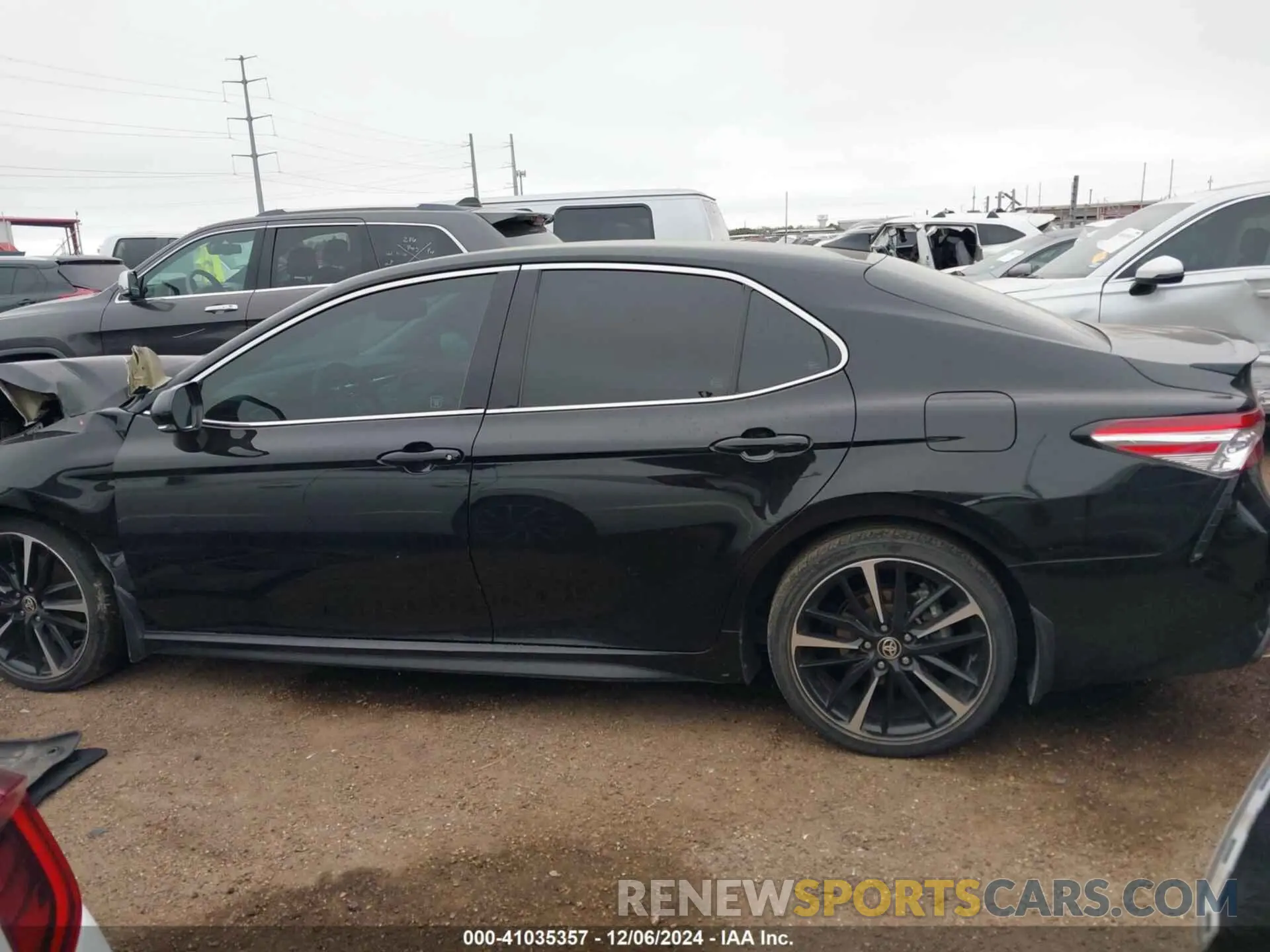 14 fotografías del automóvil dañado 4T1K61AK3LU955462 TOYOTA CAMRY 2020