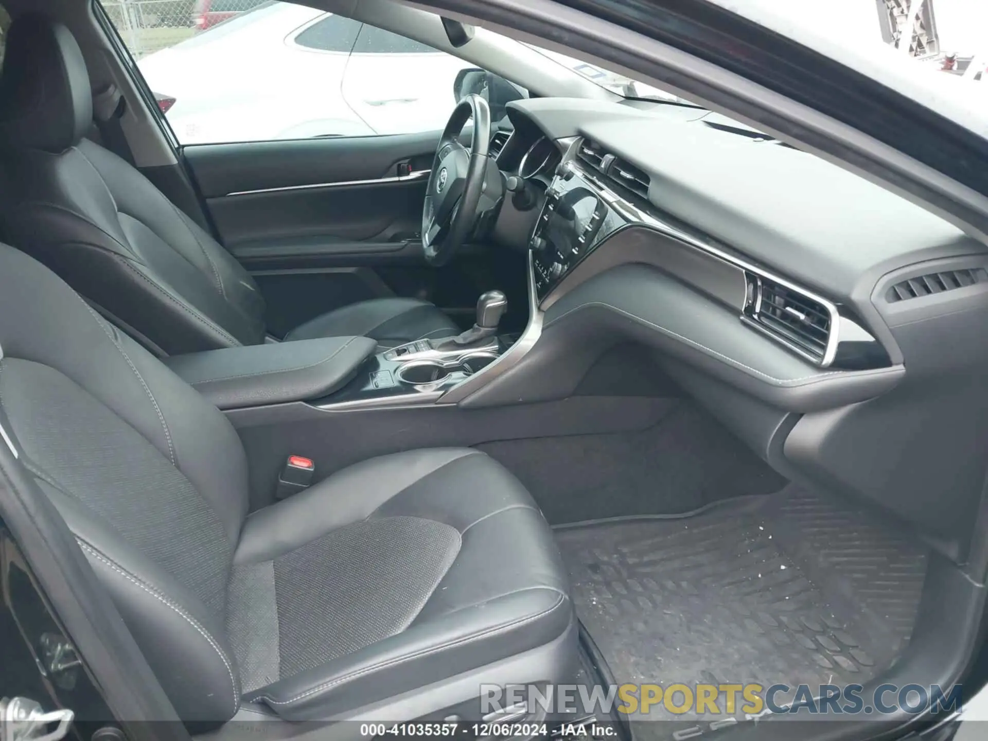 5 fotografías del automóvil dañado 4T1K61AK3LU955462 TOYOTA CAMRY 2020