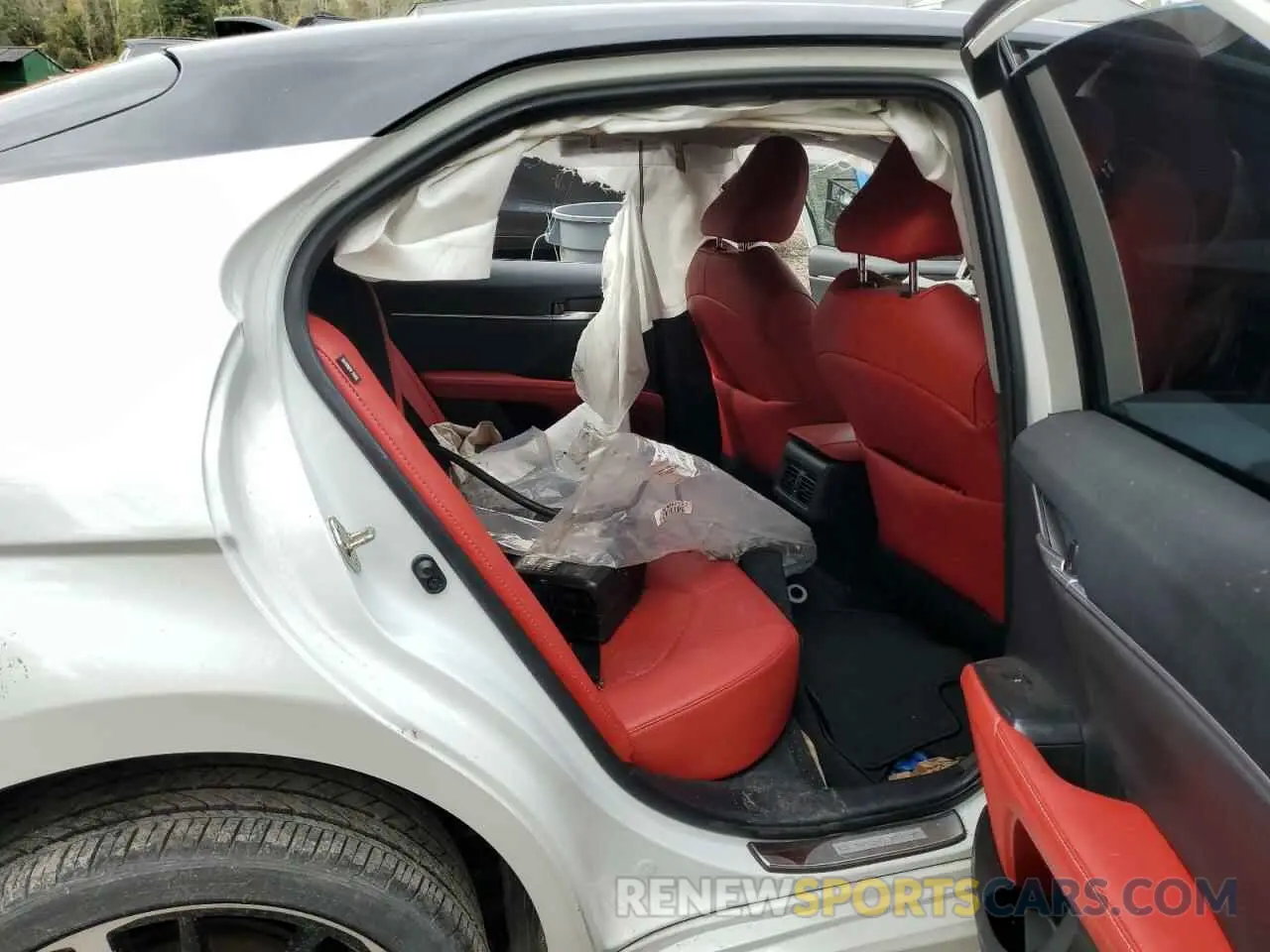 10 fotografías del automóvil dañado 4T1K61AK4LU353282 TOYOTA CAMRY 2020