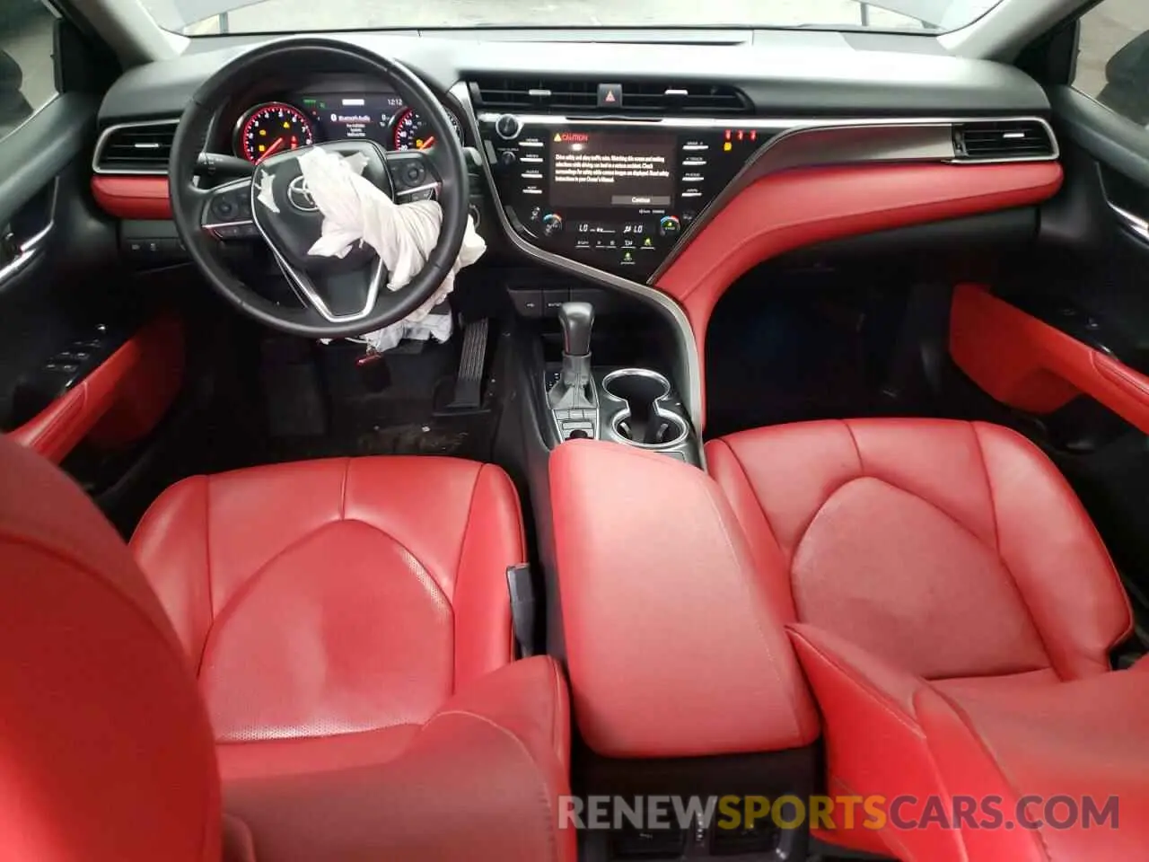 8 fotografías del automóvil dañado 4T1K61AK4LU356795 TOYOTA CAMRY 2020