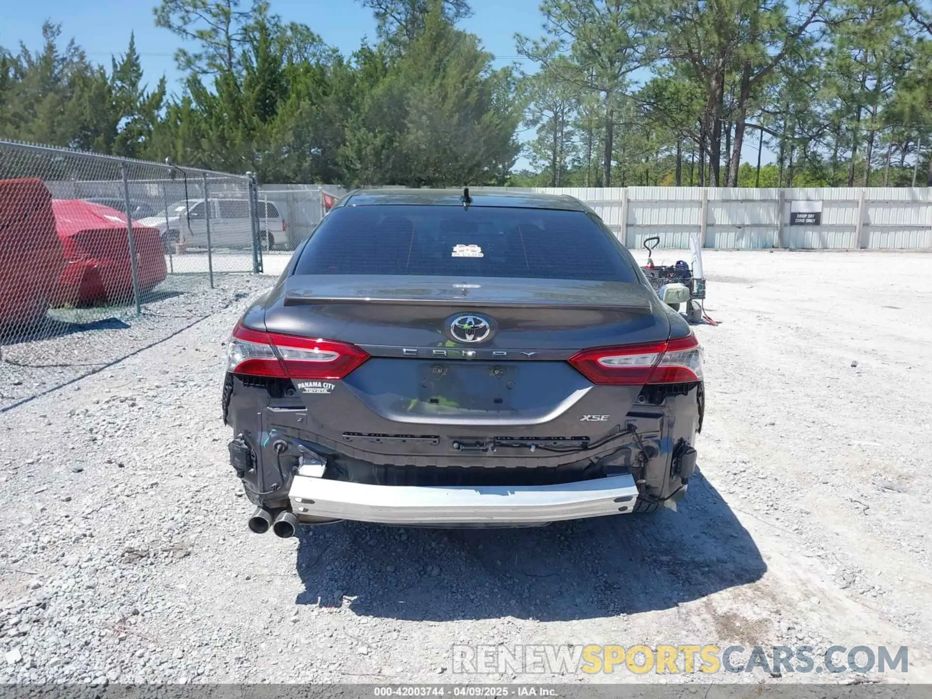 16 fotografías del automóvil dañado 4T1K61AK4LU504704 TOYOTA CAMRY 2020