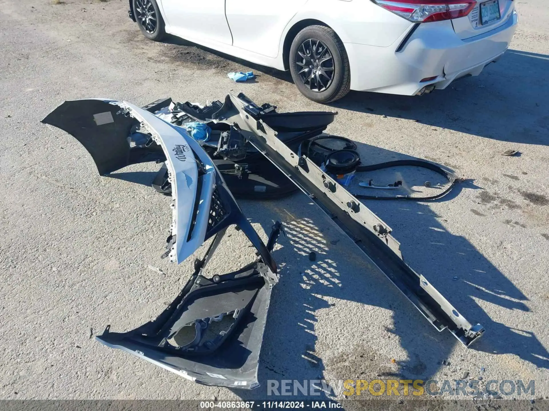 10 fotografías del automóvil dañado 4T1K61AK4LU978555 TOYOTA CAMRY 2020