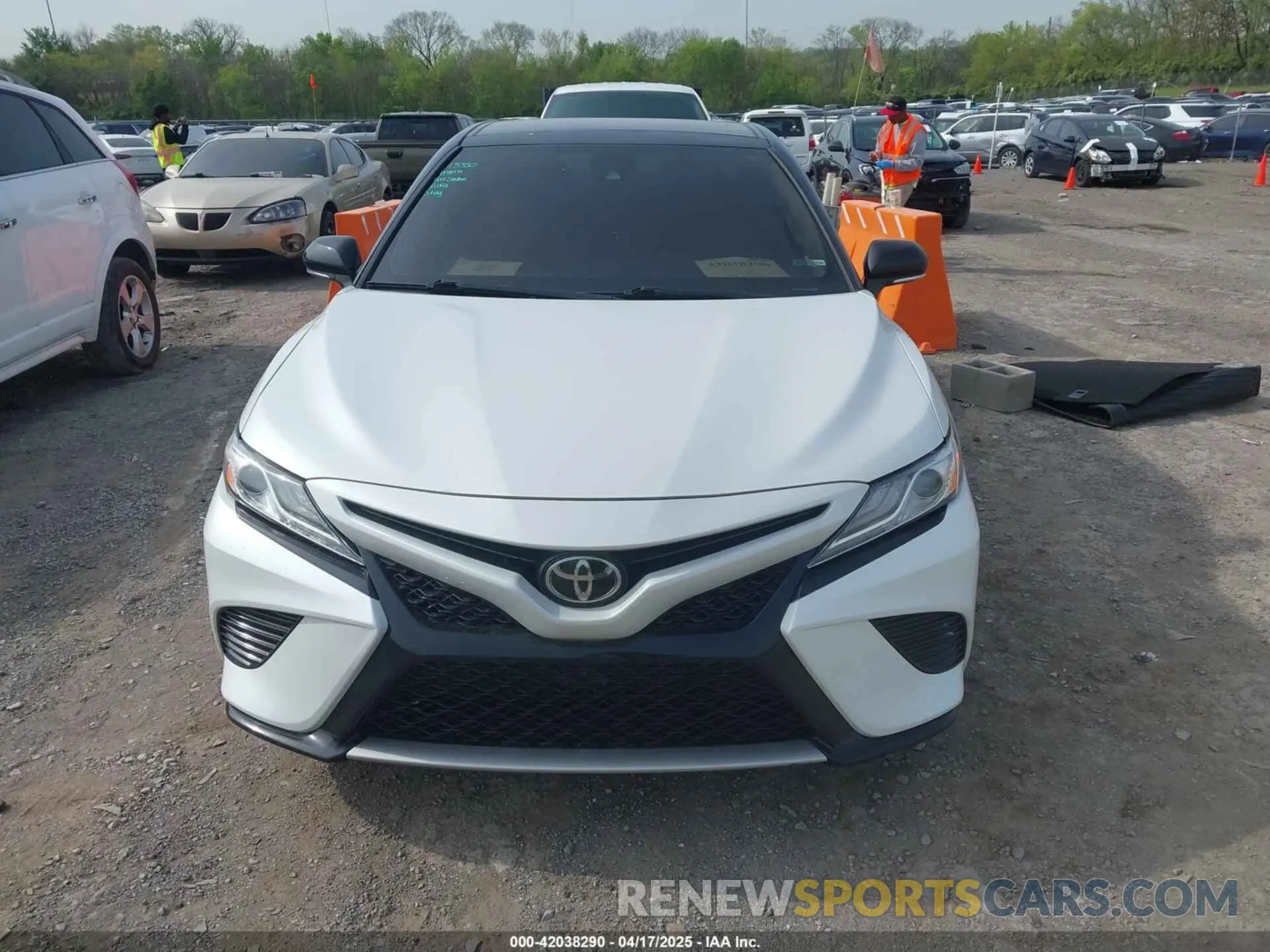 12 fotografías del automóvil dañado 4T1K61AK5LU304088 TOYOTA CAMRY 2020