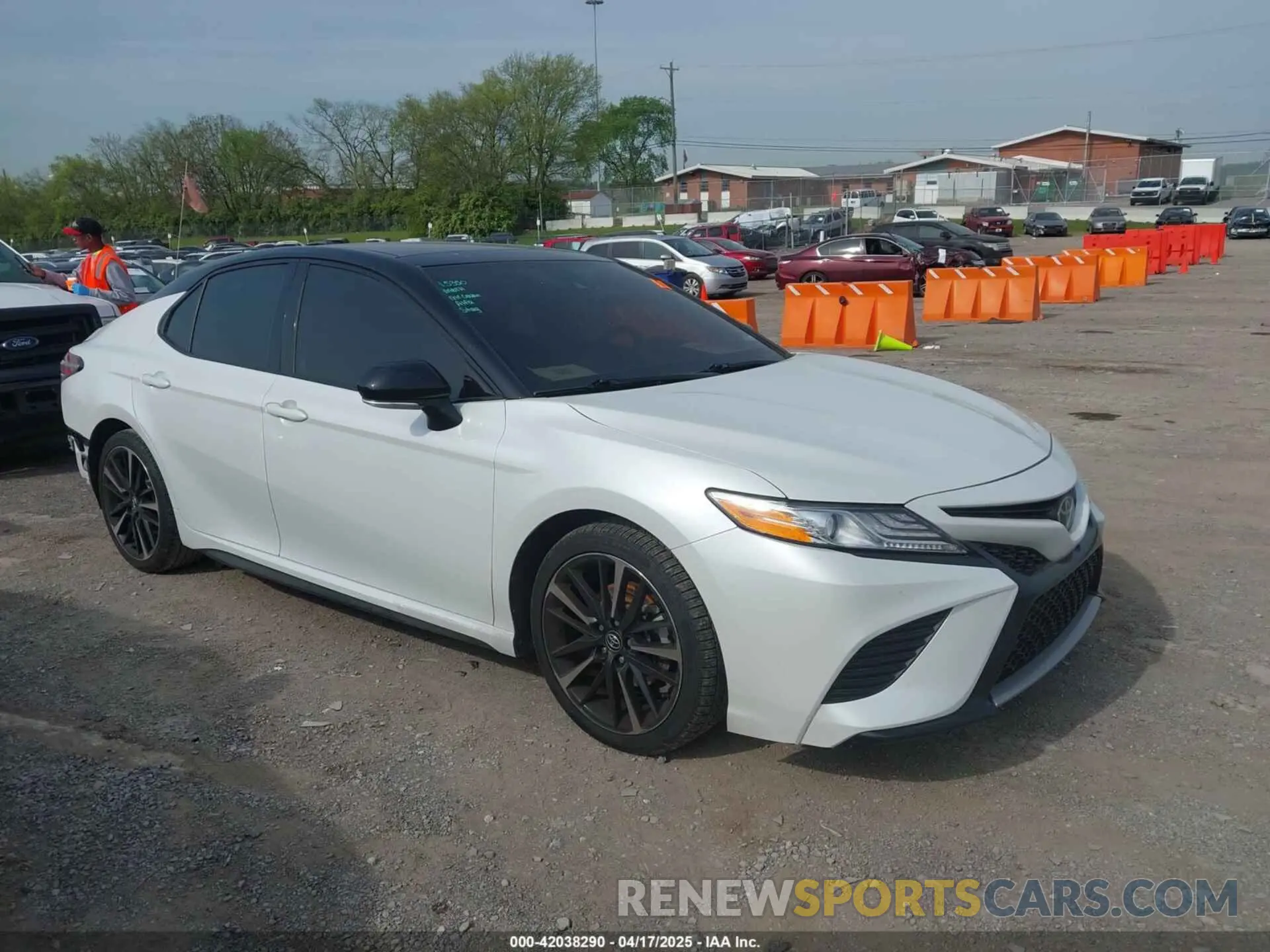 13 fotografías del automóvil dañado 4T1K61AK5LU304088 TOYOTA CAMRY 2020