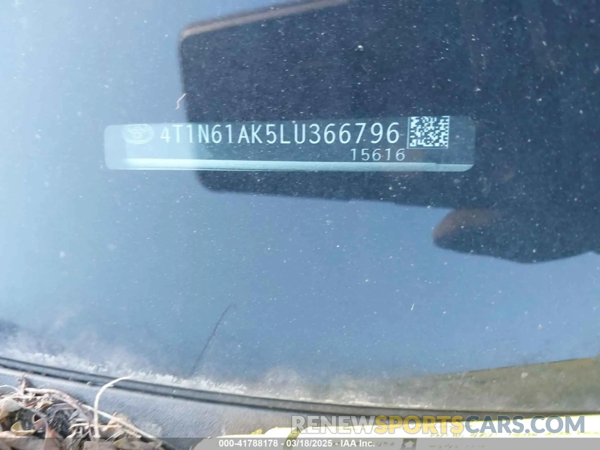 16 fotografías del automóvil dañado 4T1K61AK5LU366798 TOYOTA CAMRY 2020