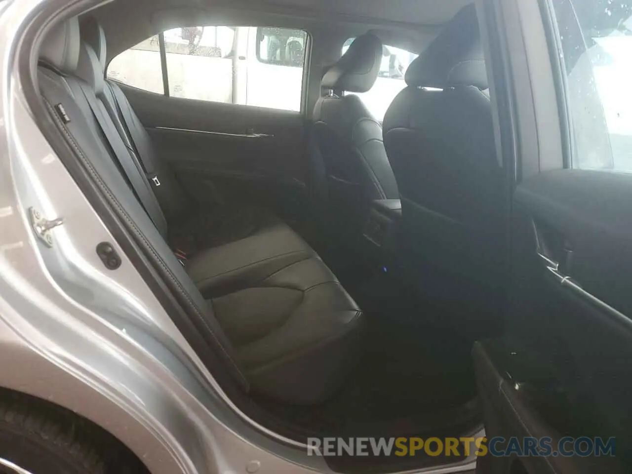 10 fotografías del automóvil dañado 4T1K61AK5LU381740 TOYOTA CAMRY 2020