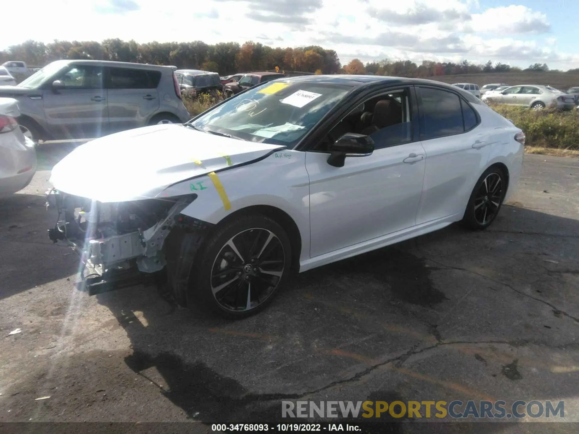 2 fotografías del automóvil dañado 4T1K61AK5LU383374 TOYOTA CAMRY 2020