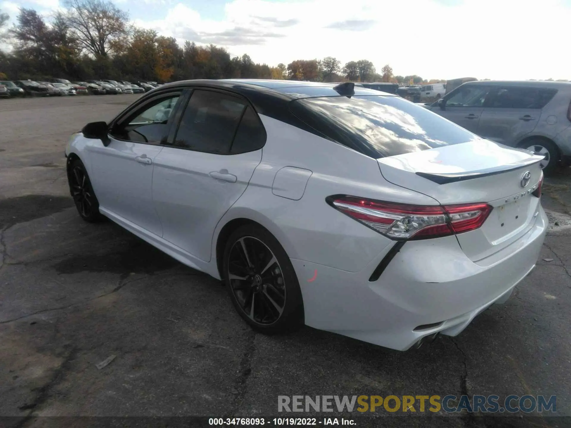 3 fotografías del automóvil dañado 4T1K61AK5LU383374 TOYOTA CAMRY 2020