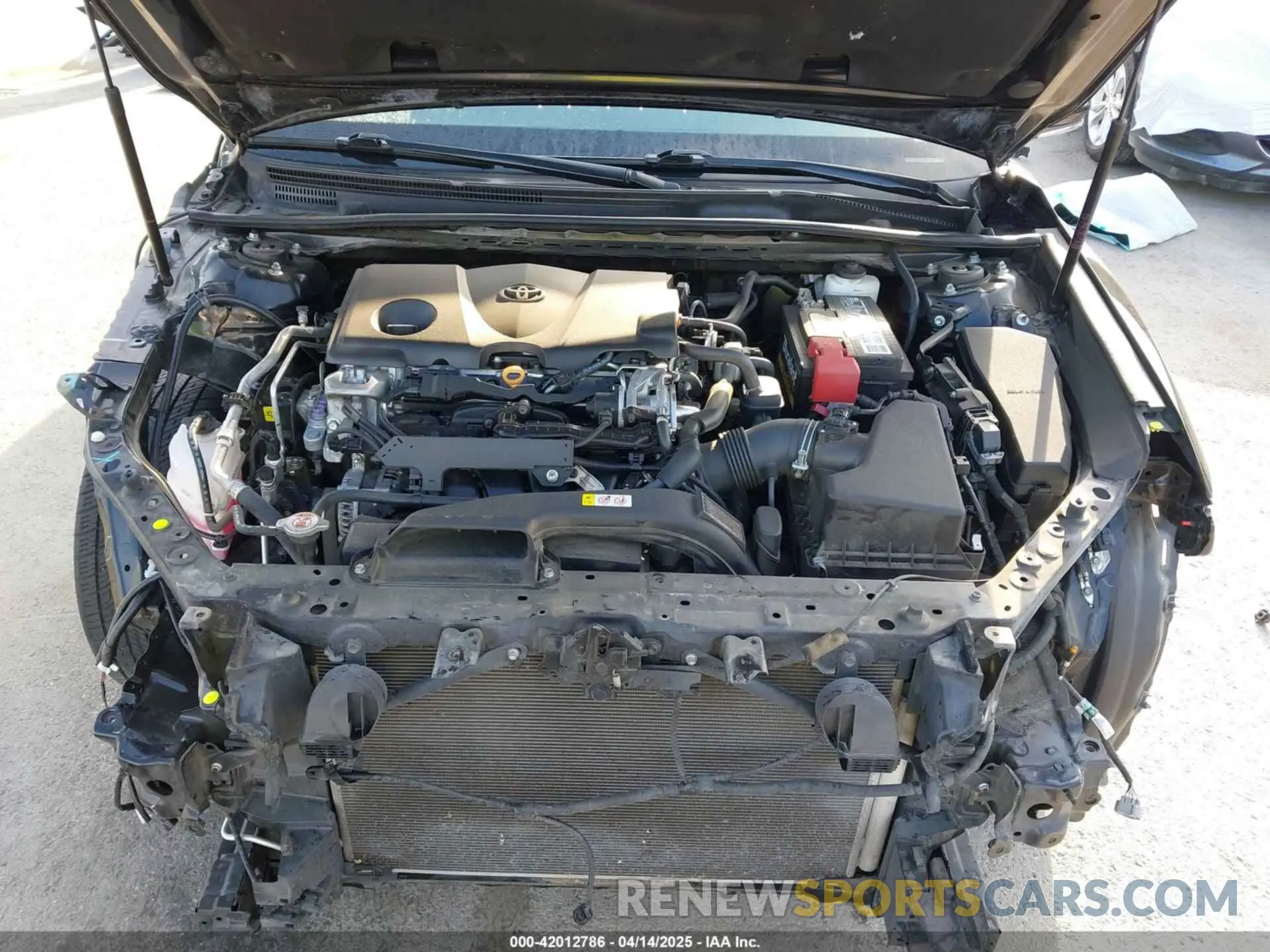 10 fotografías del automóvil dañado 4T1K61AK5LU997261 TOYOTA CAMRY 2020