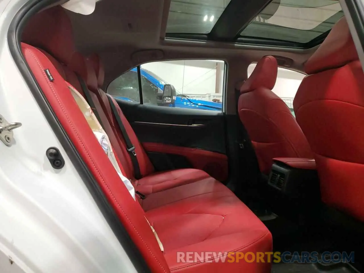 10 fotografías del automóvil dañado 4T1K61AK6LU307985 TOYOTA CAMRY 2020