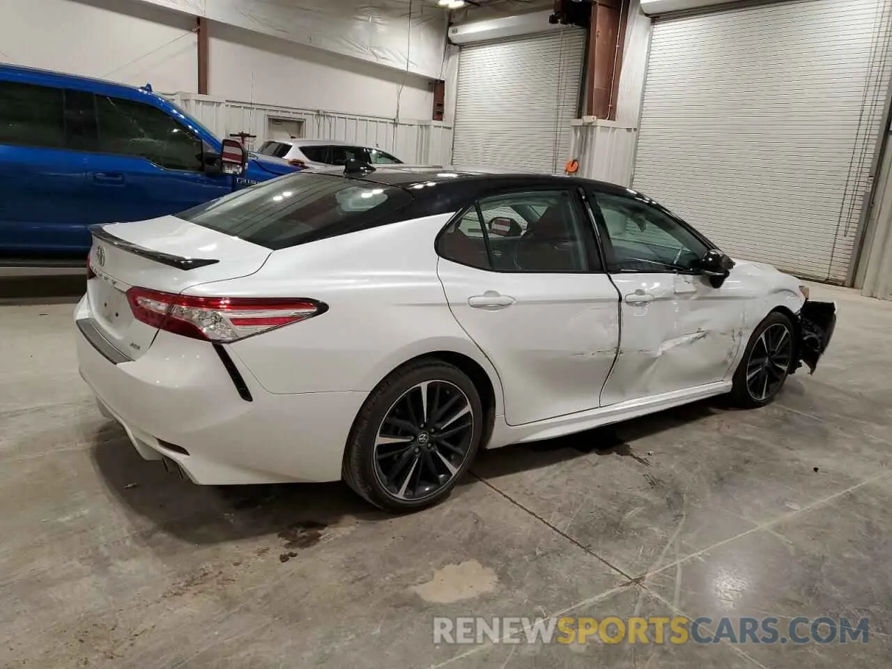 3 fotografías del automóvil dañado 4T1K61AK6LU307985 TOYOTA CAMRY 2020