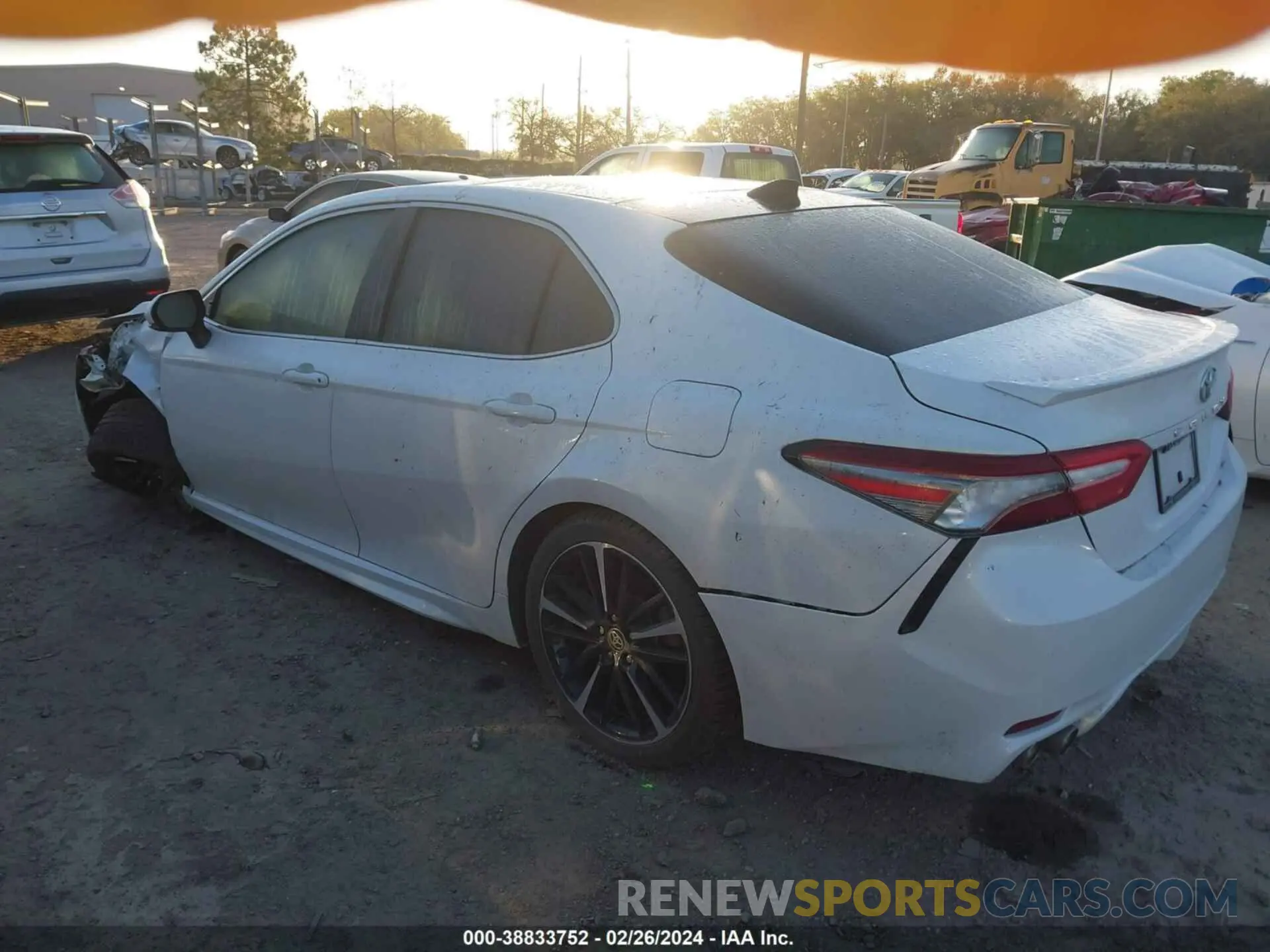 3 fotografías del automóvil dañado 4T1K61AK6LU508446 TOYOTA CAMRY 2020