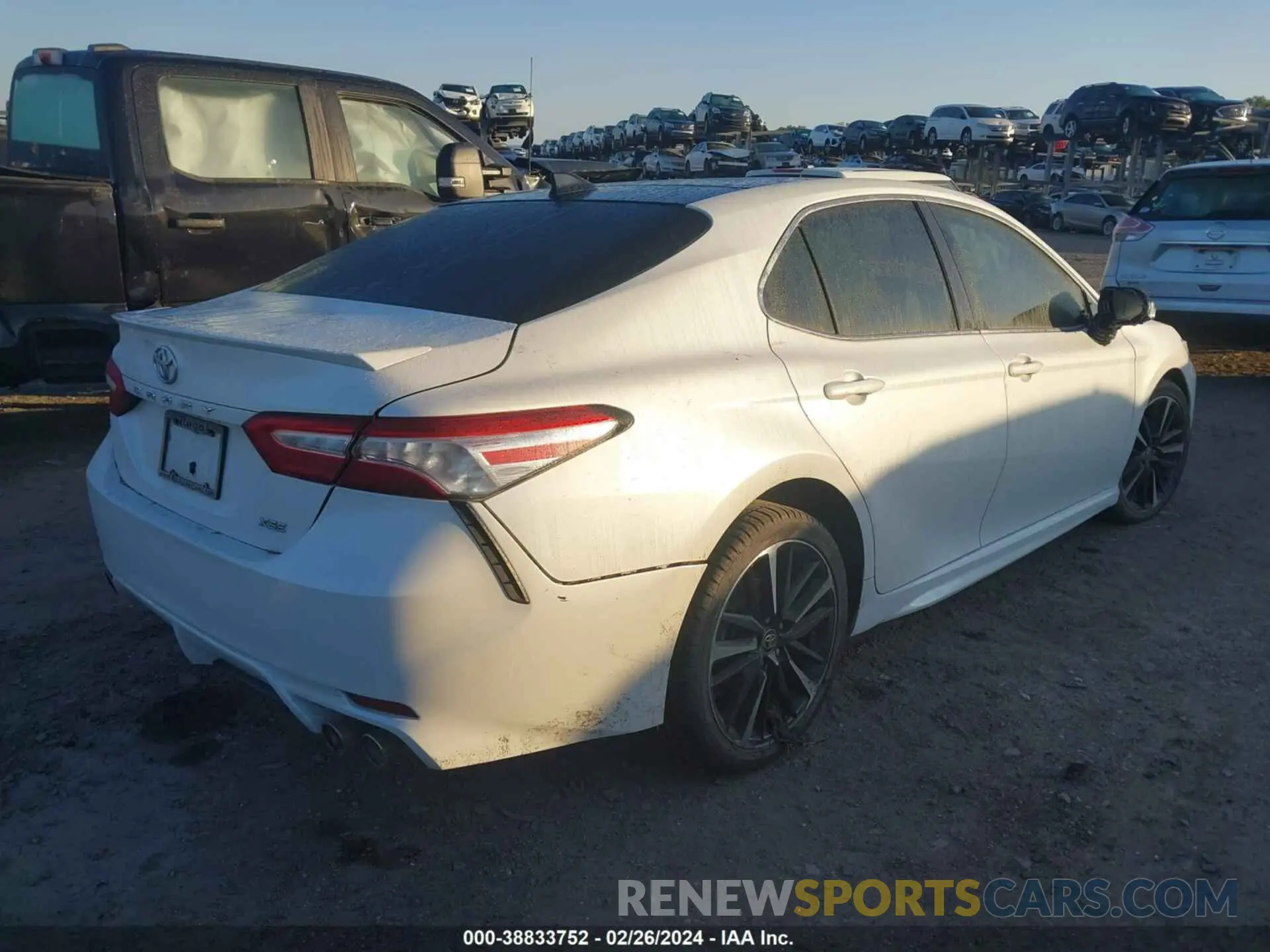 4 fotografías del automóvil dañado 4T1K61AK6LU508446 TOYOTA CAMRY 2020