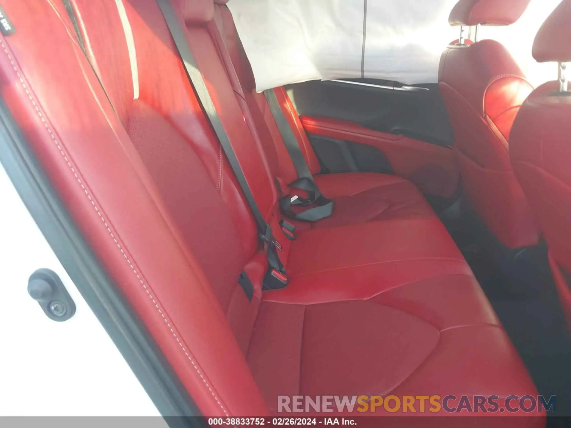 8 fotografías del automóvil dañado 4T1K61AK6LU508446 TOYOTA CAMRY 2020