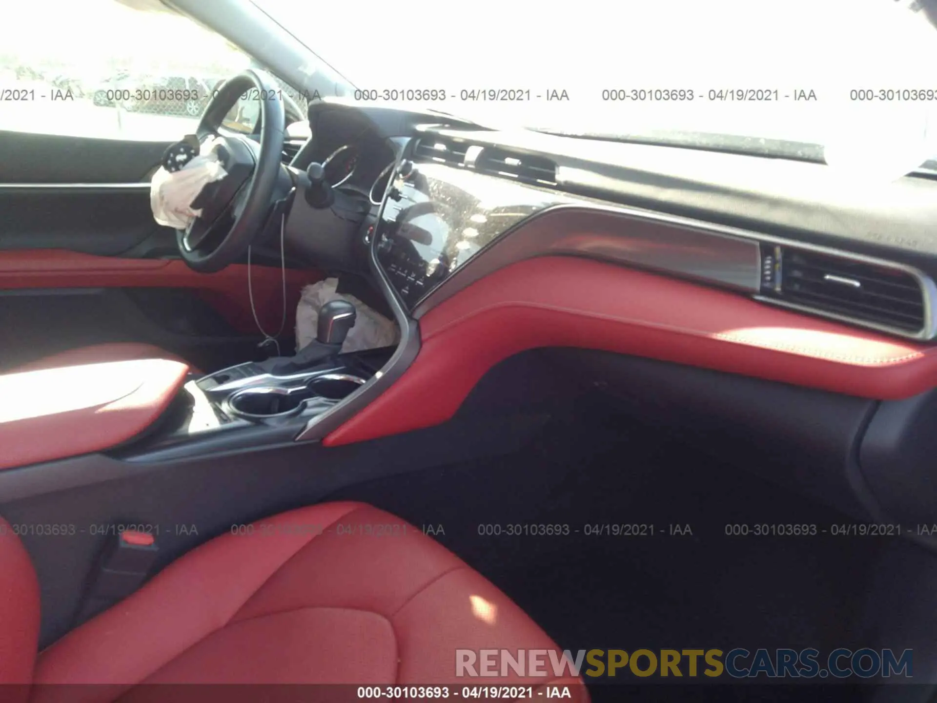 5 fotografías del automóvil dañado 4T1K61AK6LU923668 TOYOTA CAMRY 2020