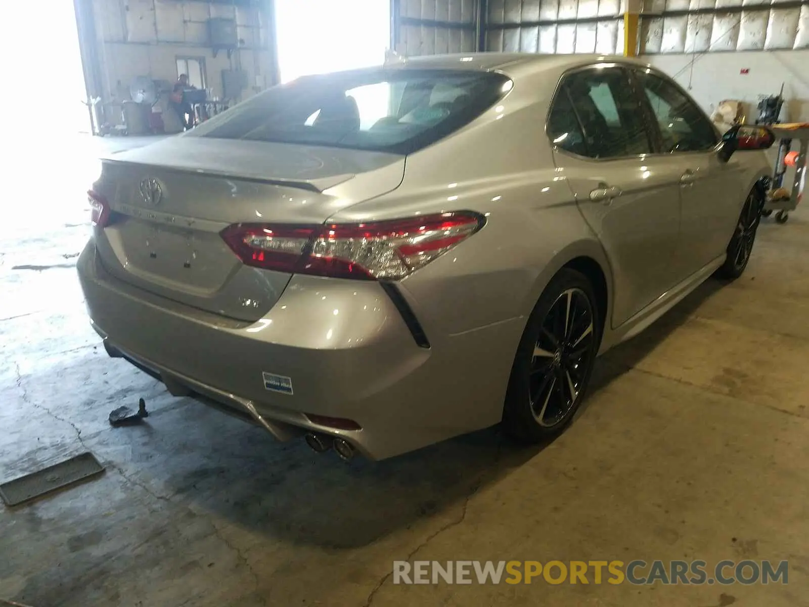 4 fotografías del automóvil dañado 4T1K61AK6LU937571 TOYOTA CAMRY 2020