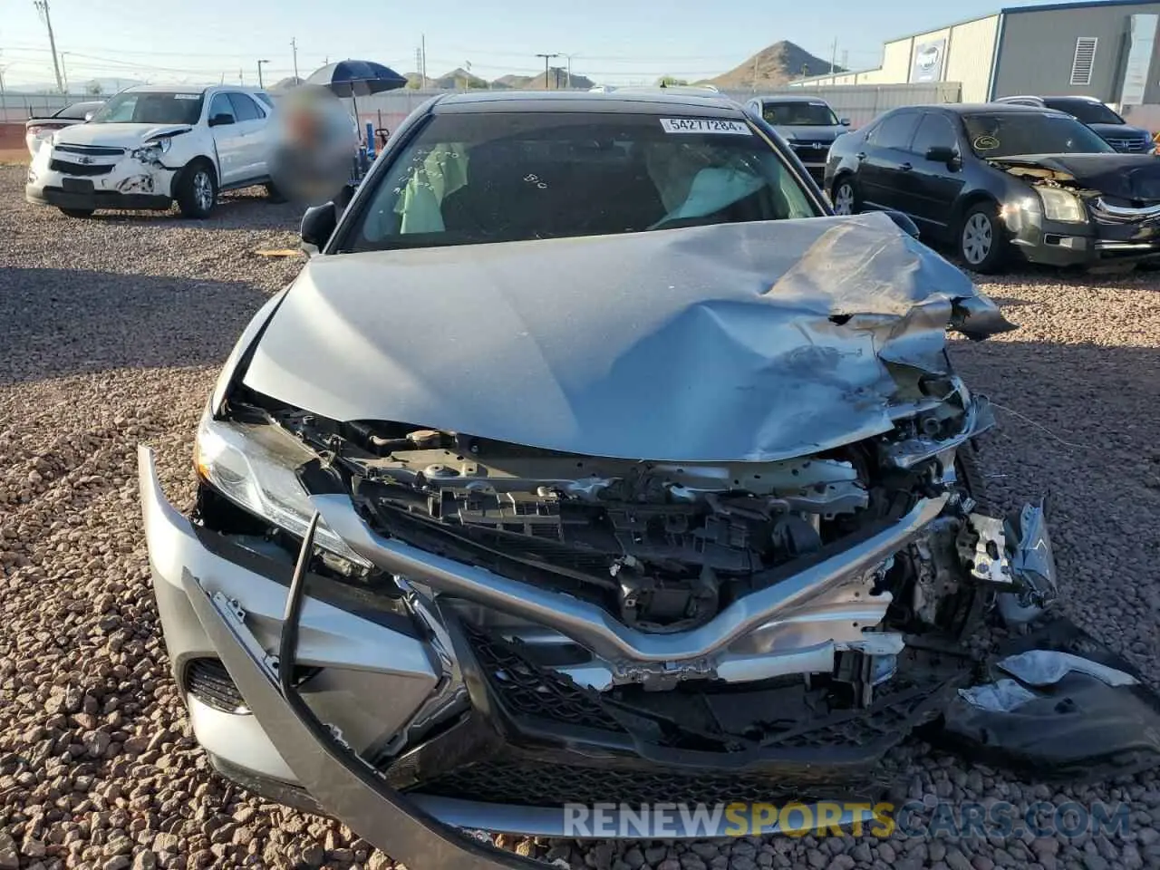 5 fotografías del automóvil dañado 4T1K61AK7LU317537 TOYOTA CAMRY 2020